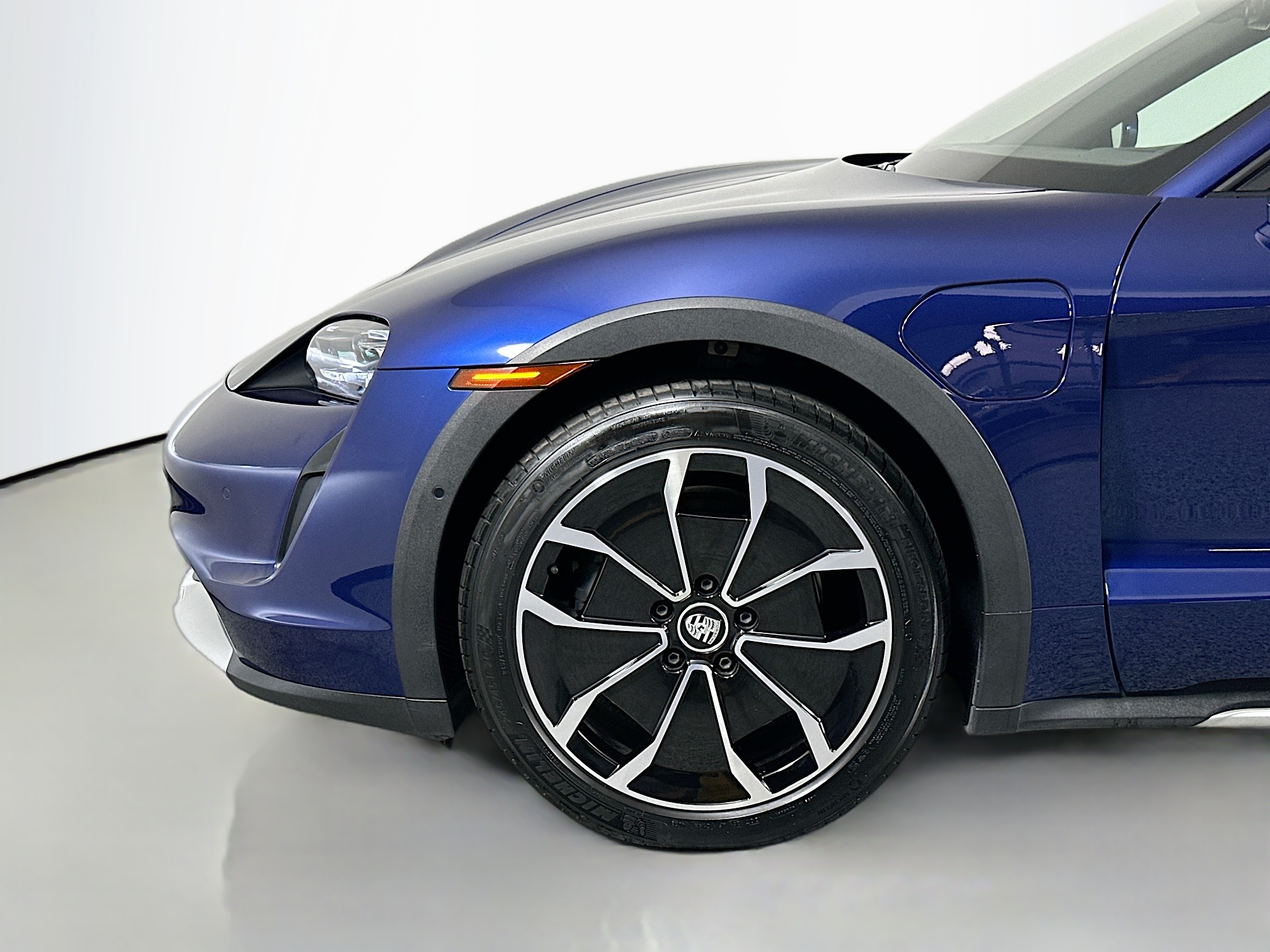 Certified Used 2024 Taycan Cross Turismo 4 Fort Worth TX | Aledo