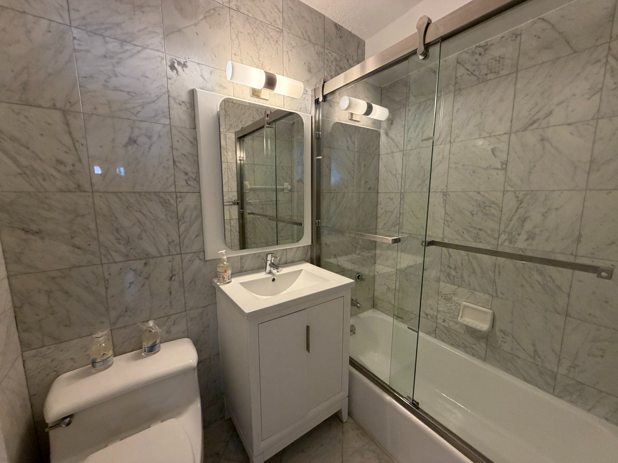 400 East 54th Street 6B Sutton Place New York NY 10022