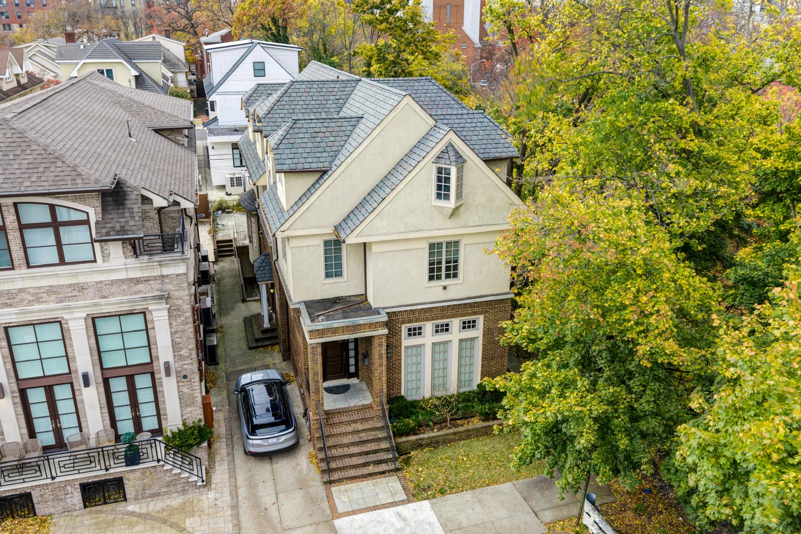 850 East 23rd Street private house Midwood Brooklyn NY 11210