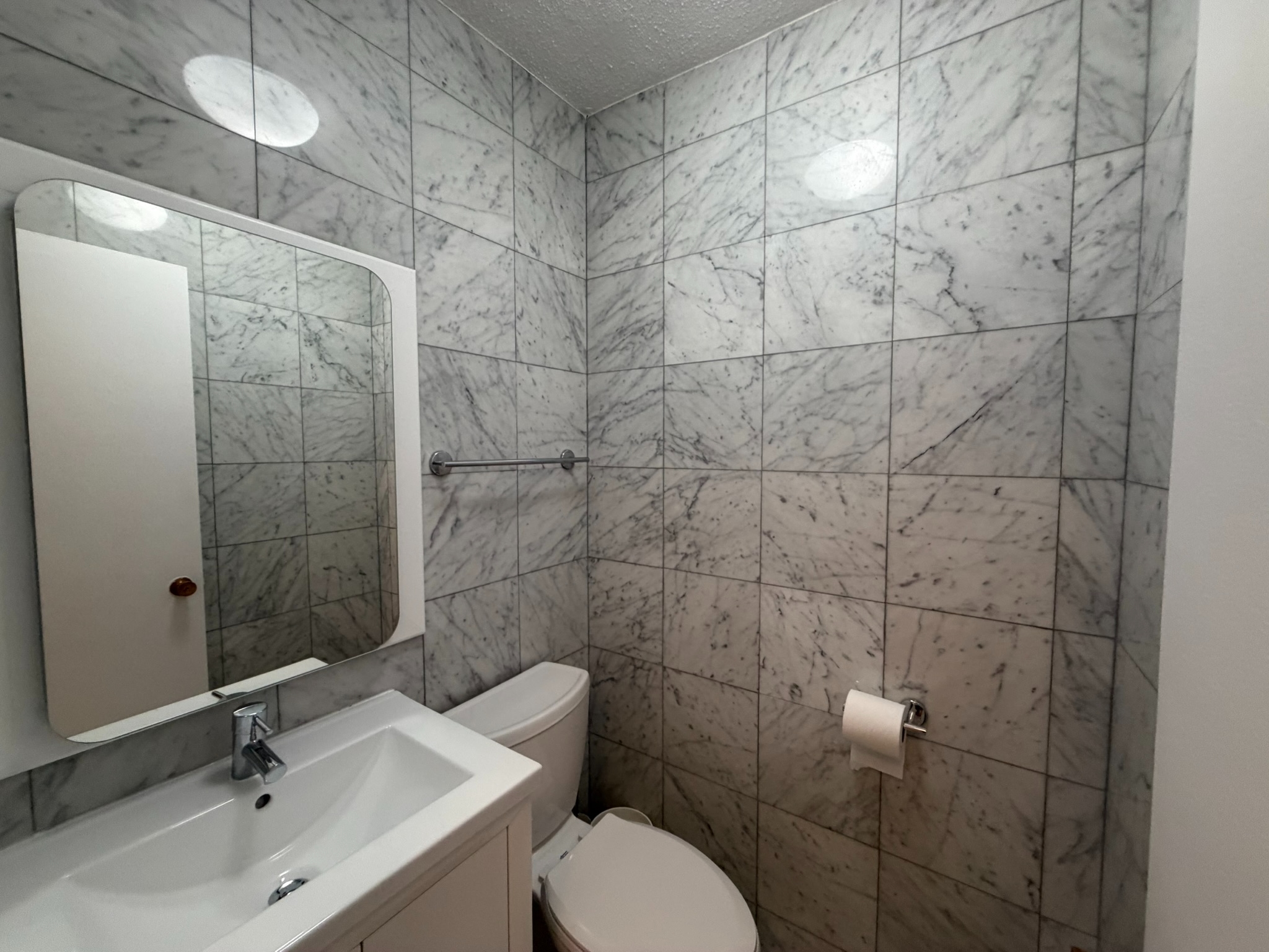 400 East 54th Street 6B Sutton Place New York NY 10022
