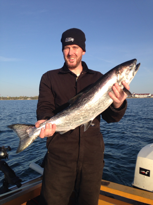 Caught a Chinook Salmon on Lake Michigan using a rapala dt7