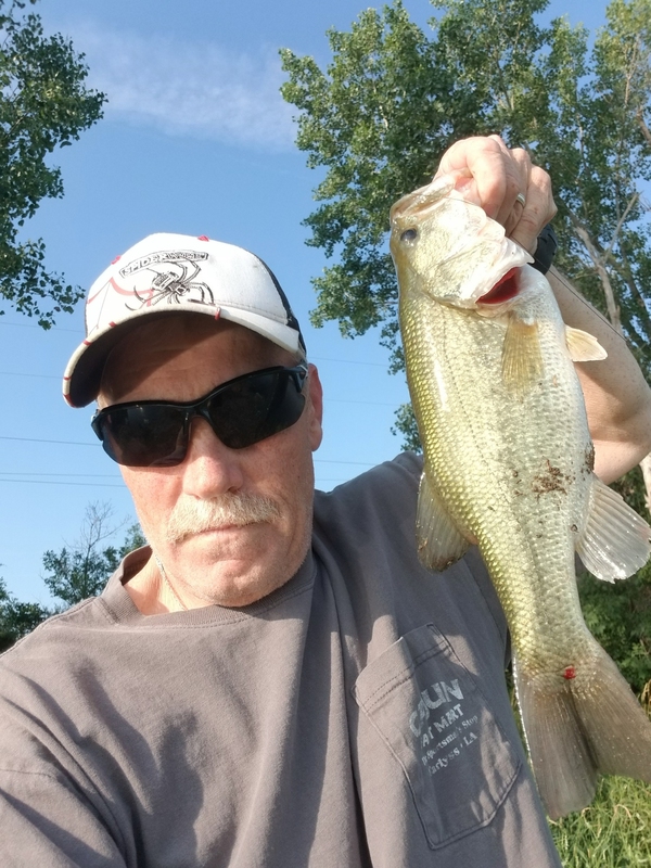 A photo of Dale Lilly's catch