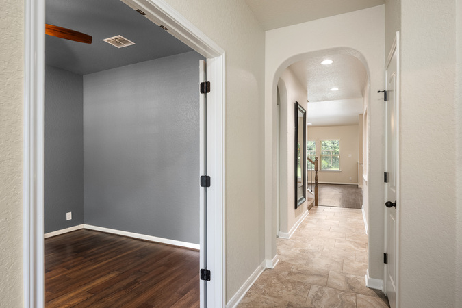 30615 Horseshoe Path