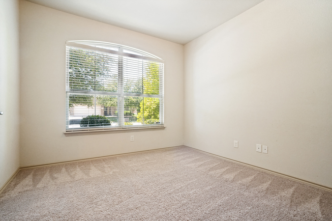 2925 Cedar Ridge Lane