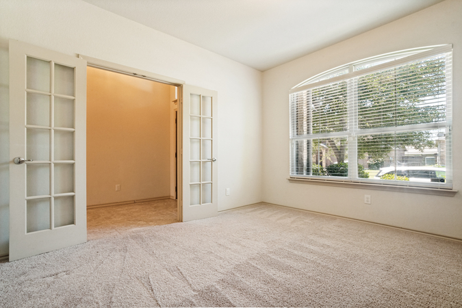 2925 Cedar Ridge Lane