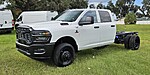 New 2025 RAM 3500 TRADESMAN 4WD CREW CAB 60" CA 172.4" WB in WAUCHULA, FLORIDA