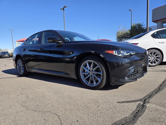 2025 Alfa Romeo Giulia - Vulcano Black Metallic exterior view 2