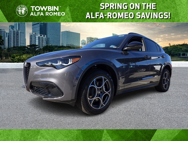 2025 Alfa Romeo Stelvio