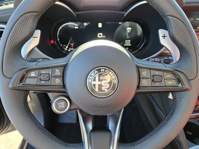 2025 Alfa Romeo Stelvio - Vesuvio Gray Metallic exterior view 12