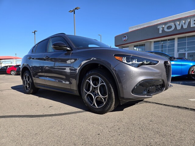 2025 Alfa Romeo Stelvio Base - Gray Metallic exterior view 2