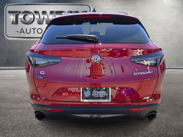 2024 Alfa Romeo Stelvio Sprint - Alfa Rosso exterior view 5