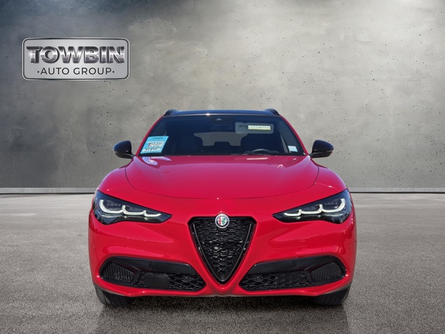 2024 Alfa Romeo Stelvio Sprint - Alfa Rosso exterior view 8