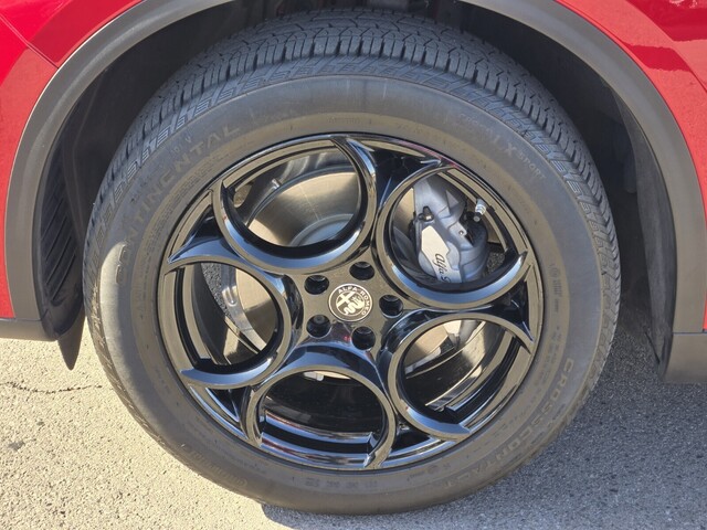 2024 Alfa Romeo Stelvio Sprint - Alfa Rosso exterior view 9