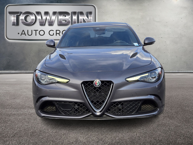 2019 Alfa Romeo Giulia Quadrifoglio - Vesuvio Gray Metallic exterior view 8