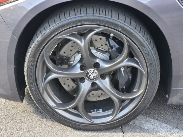 2019 Alfa Romeo Giulia Quadrifoglio - Vesuvio Gray Metallic exterior view 9