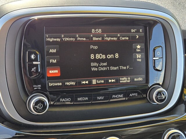 2016 Fiat 500X Lounge - Nero Cinema (Black Clear Coat) exterior view 18