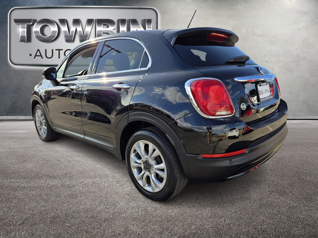 2016 Fiat 500X Lounge - Nero Cinema (Black Clear Coat) exterior view 6