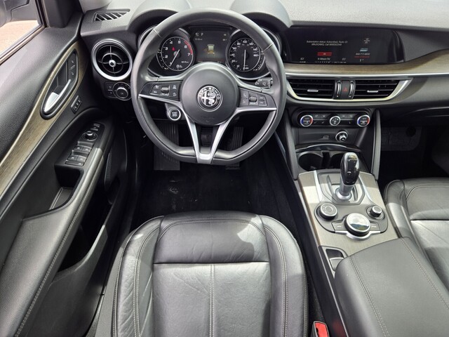 2018 Alfa Romeo Stelvio Ti - Silverstone Gray Metallic exterior view 12