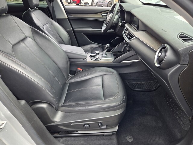 2018 Alfa Romeo Stelvio Ti - Silverstone Gray Metallic exterior view 15