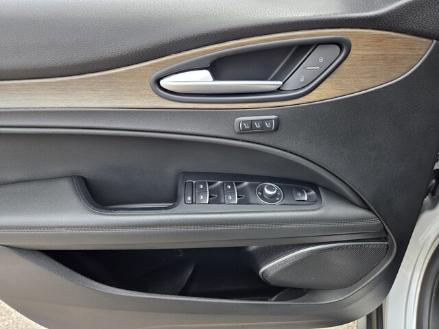 2018 Alfa Romeo Stelvio Ti - Silverstone Gray Metallic exterior view 16