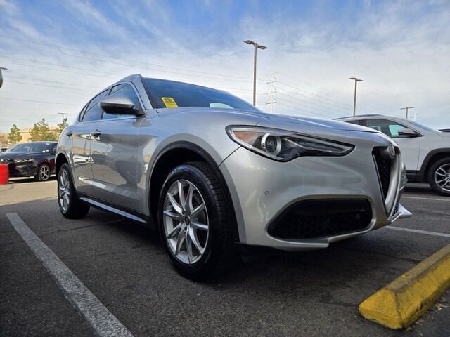 2018 Alfa Romeo Stelvio Ti - Silverstone Gray Metallic exterior view 2