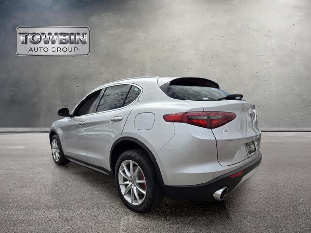 2018 Alfa Romeo Stelvio Ti - Silverstone Gray Metallic exterior view 6