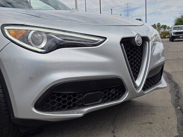 2018 Alfa Romeo Stelvio Ti - Silverstone Gray Metallic exterior view 9