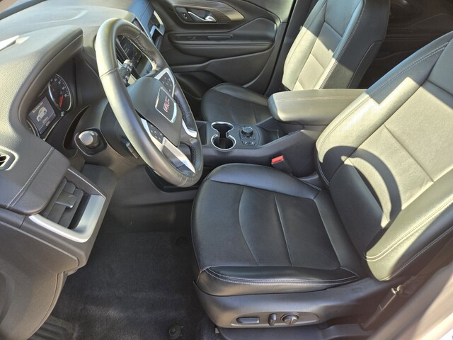 2024 GMC Terrain SLT - Summit White exterior view 10