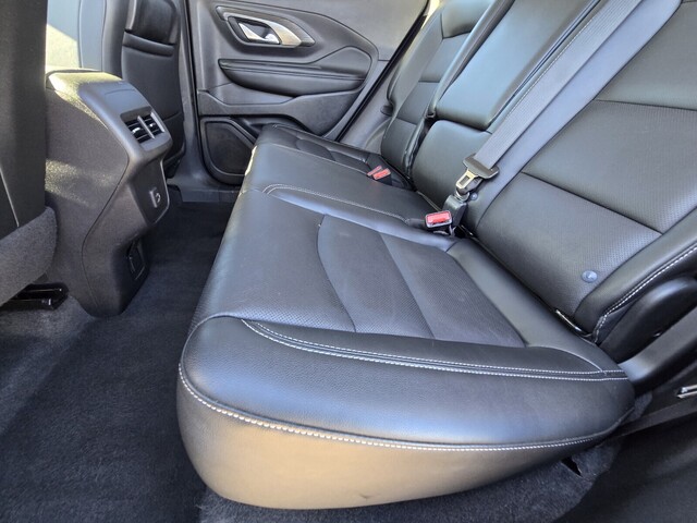 2024 GMC Terrain SLT - Summit White exterior view 11