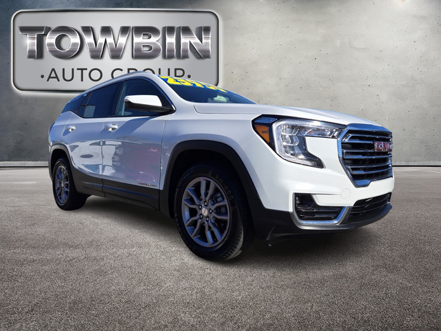 2024 GMC Terrain SLT - Summit White exterior view 2