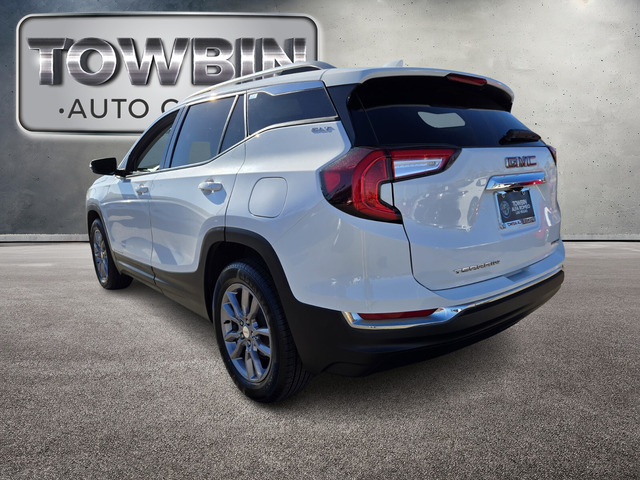 2024 GMC Terrain SLT - Summit White exterior view 6