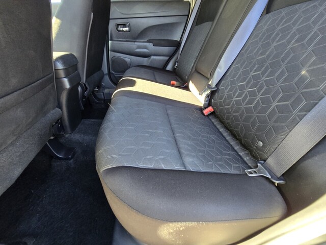 2021 Mitsubishi Outlander Sport 2.0 ES - Diamond White Pearl exterior view 11