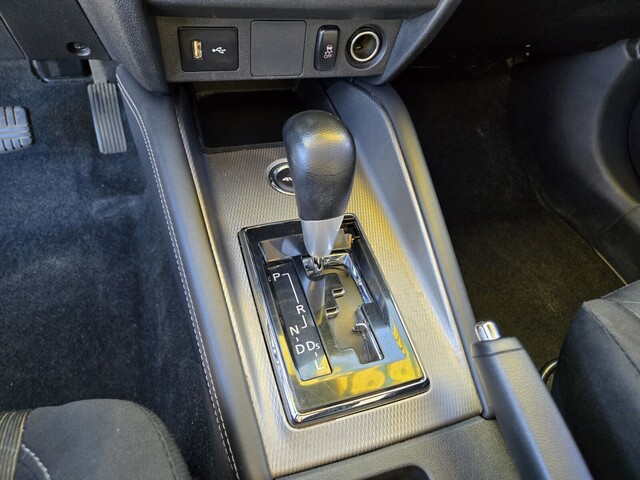 2021 Mitsubishi Outlander Sport 2.0 ES - Diamond White Pearl exterior view 20