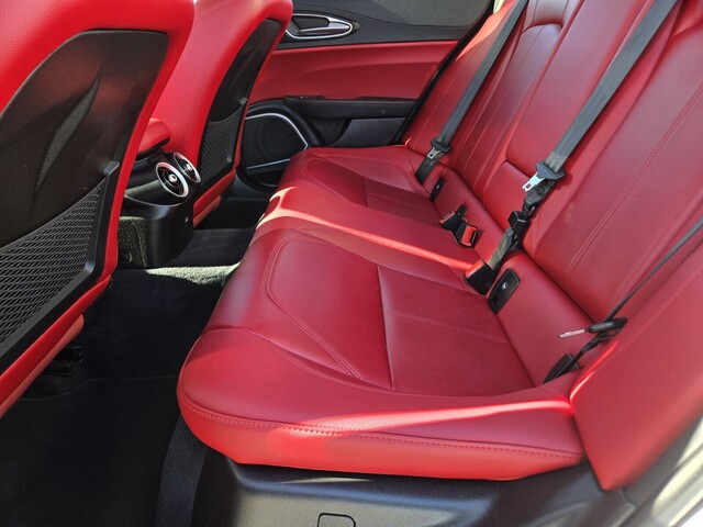 2021 Alfa Romeo Giulia Base - Silverstone Gray Metallic exterior view 11