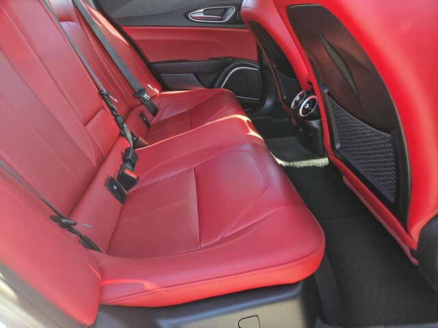 2021 Alfa Romeo Giulia Base - Silverstone Gray Metallic exterior view 14