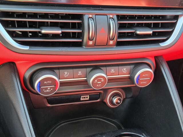 2021 Alfa Romeo Giulia Base - Silverstone Gray Metallic exterior view 20