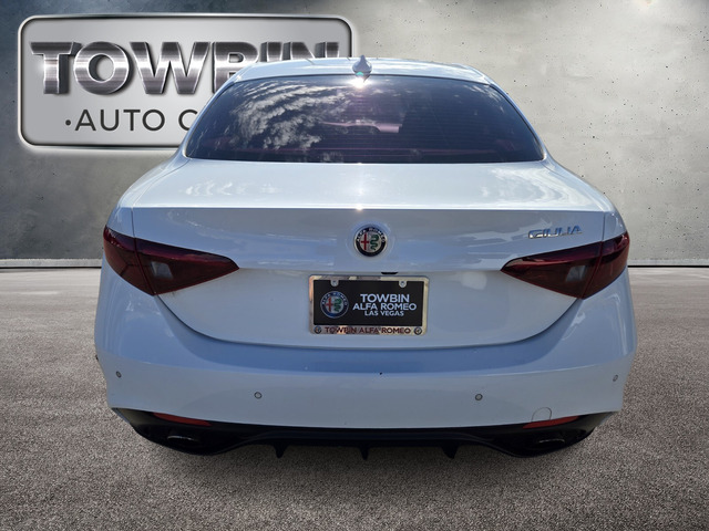 2018 Alfa Romeo Giulia Ti - Alfa White exterior view 5