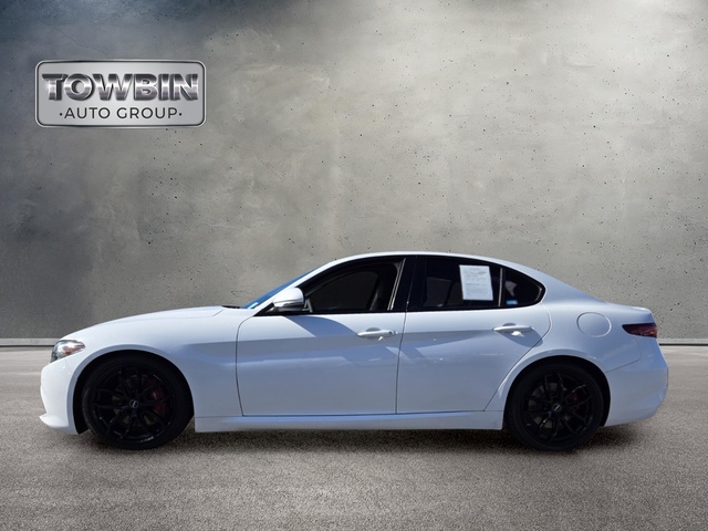 2018 Alfa Romeo Giulia Ti - White exterior view 7