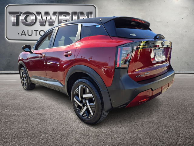 2025 Nissan Kicks SV - Super Black exterior view 6