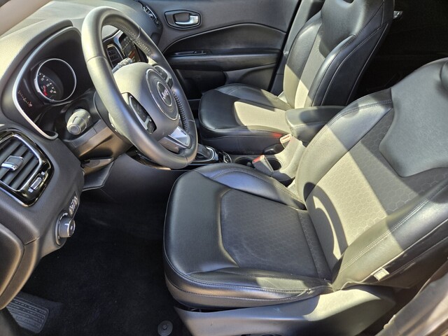 2018 Jeep Compass Altitude - Diamond Black Crystal Pearlcoat exterior view 10