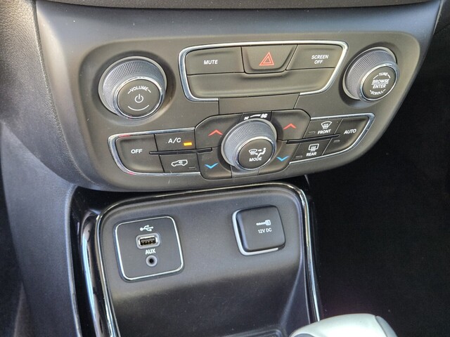 2018 Jeep Compass Altitude - Diamond Black Crystal Pearlcoat exterior view 20