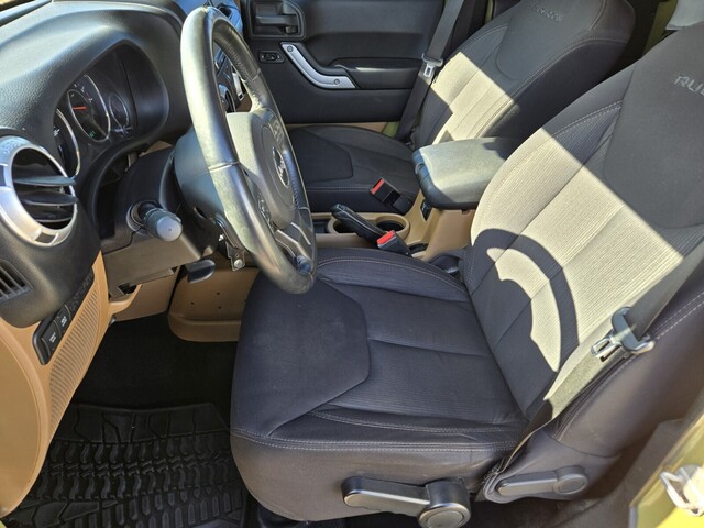 2013 Jeep Wrangler Unlimited Rubicon - Commando Green exterior view 10