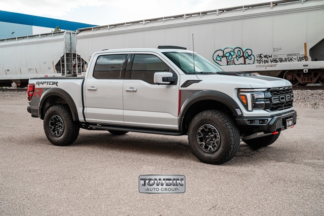 2025 Ford F-150 Raptor - White Metallic exterior view 3