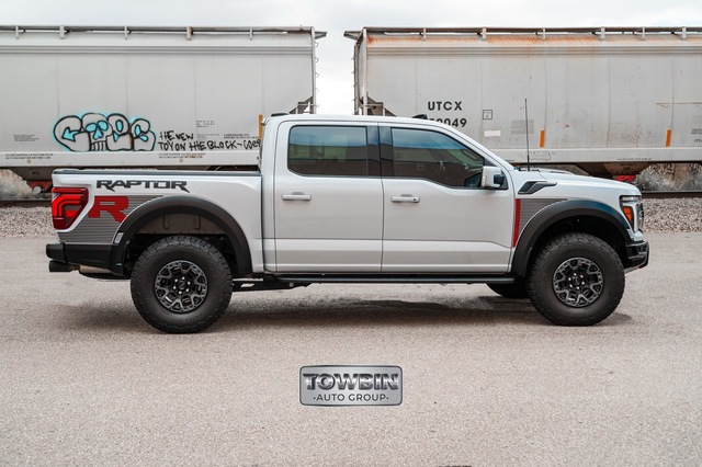 2025 Ford F-150 Raptor - White Metallic exterior view 8