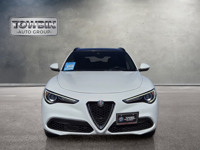 2022 Alfa Romeo Stelvio Ti - White exterior view 8