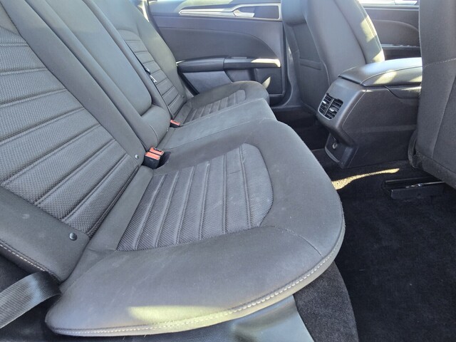 2019 Ford Fusion SE - Oxford White exterior view 14