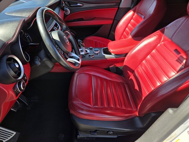 2020 Alfa Romeo Stelvio Ti - Alfa White exterior view 10