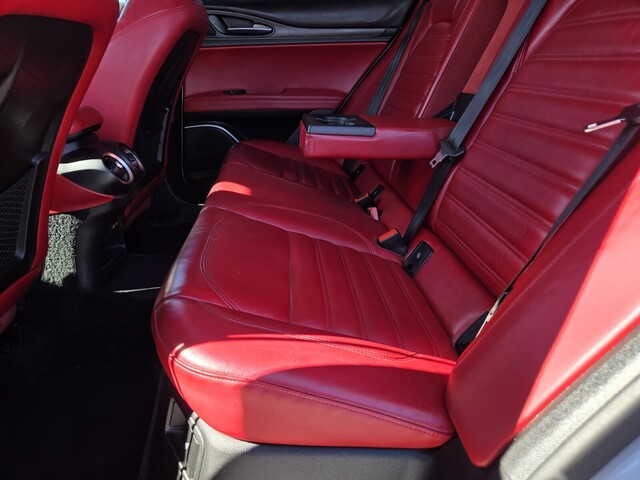 2020 Alfa Romeo Stelvio Ti - Alfa White exterior view 11