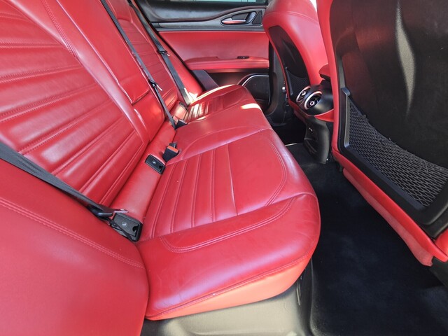 2020 Alfa Romeo Stelvio Ti - Alfa White exterior view 14