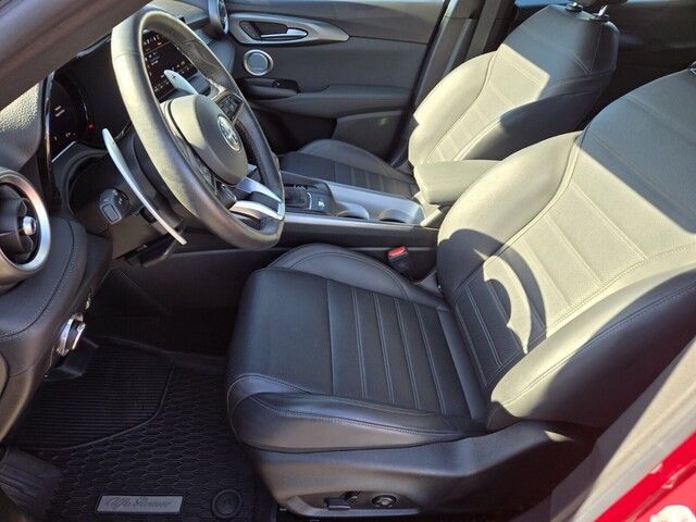 2024 Alfa Romeo Tonale Veloce - Alfa Rosso exterior view 10